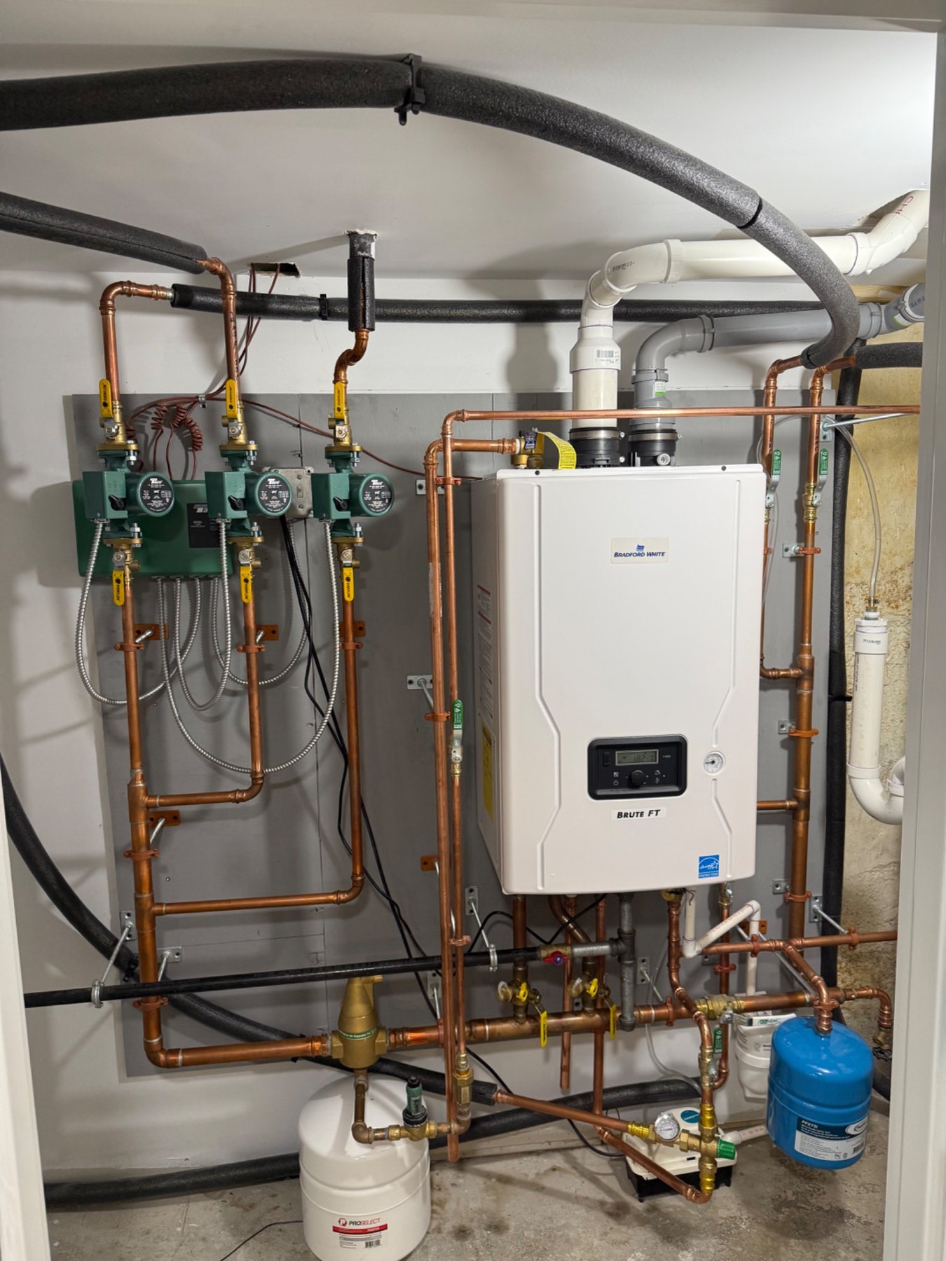 Heating mechanical installation